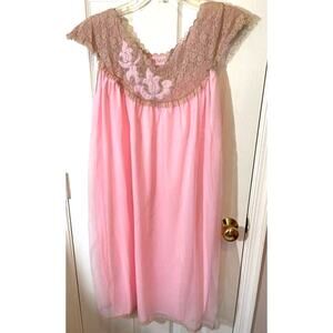 Vintage 1960s Avian Nightie  EUC sz XL
